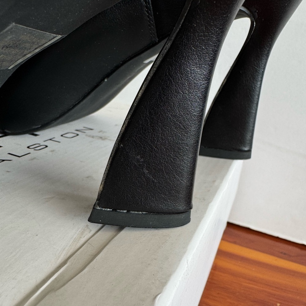 HALSTON Black Stretch Ankle Booties Heels Pointed Toe Size 11 NIB - Picture 4 of 10